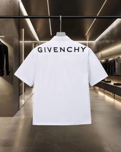希少♪限定 2025 ジバンシー 新作 半袖Tシャツ スーパーコピー