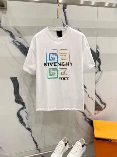 高品質 2025 ジバンシー 新作 半袖Tシャツ 偽物