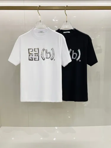 送料込 2025 ジバンシー 新作 半袖Tシャツ コピー