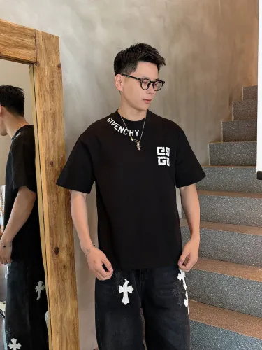 【限定カラー】2025 ジバンシー 新作 半袖Tシャツ スーパーコピー