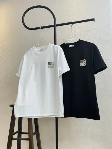 日本未入荷 2025 ロエベ 新作 半袖Tシャツ コピー 2色