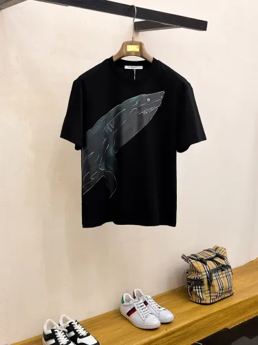 【限定カラー】2025 ジバンシー 新作 半袖Tシャツ コピー