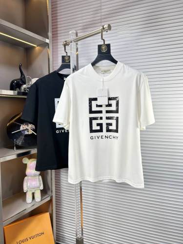 【即発】★ 2025 ジバンシー 新作 半袖Tシャツ 偽物