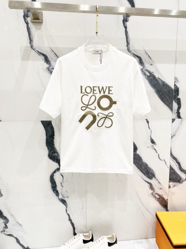 定番人気！2025 ロエベ 新作 半袖Tシャツ 偽物