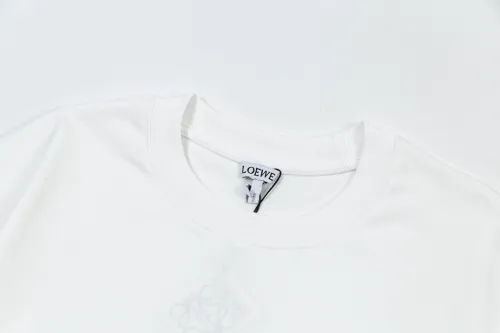 注目アイテム☆ 2025 ロエベ 新作 半袖Tシャツ コピー