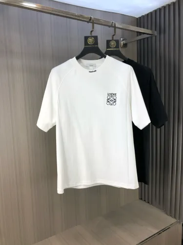 日本未入荷 2025 ロエベ 新作 半袖Tシャツ 偽物 2色