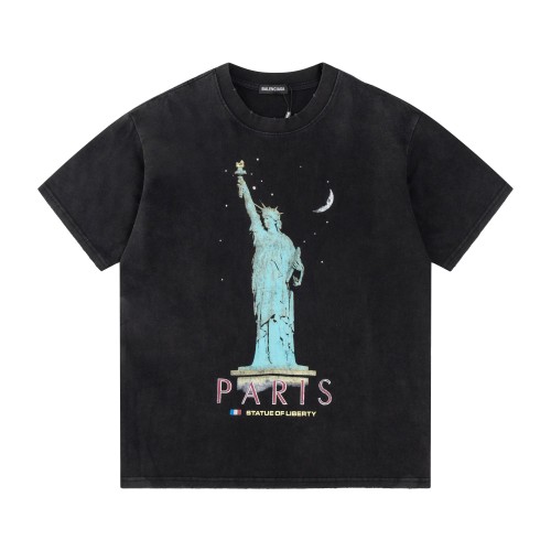 高品質♪♪♪ 2025 バレンシアガ 新作 半袖Tシャツ 偽物