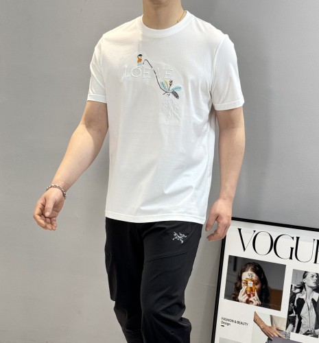 肌触り最高な 2025 ロエベ 新作 半袖Tシャツ 偽物