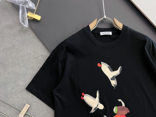 注目度抜群！2025 ロエベ 新作 半袖Tシャツ スーパーコピー 2色