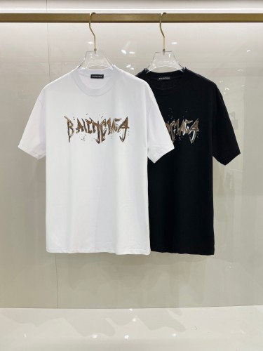 おすすめ 2025 バレンシアガ 新作 半袖Tシャツ スーパーコピー