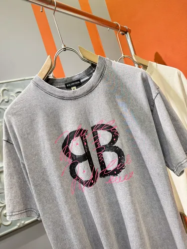 おすすめ 2025 バレンシアガ 新作 半袖Tシャツ 偽物