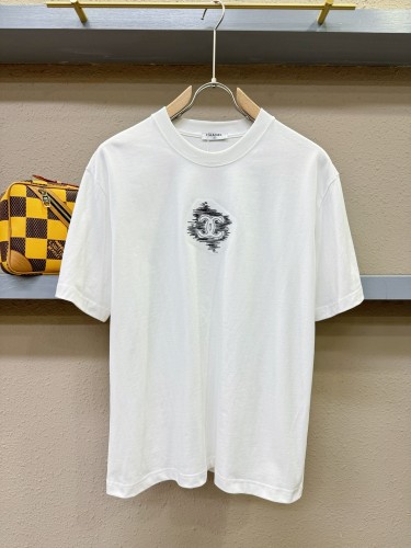 《人気★》2025 シャネル 新作 半袖Tシャツ コピー