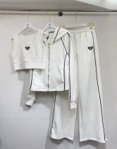 定番人気!2026 プラダ 新作 セットアップ 偽物 3色 定番人気!2026 プラダ 新作 セットアップ 偽物 3色