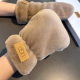 目を惹くカラー 2026 アグ 新作 手袋 偽物