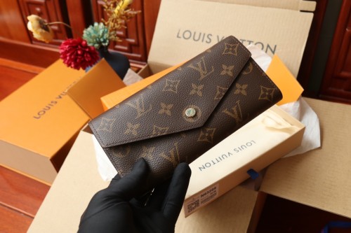 絶対欲しい！ルイヴィトン 男女兼用 長財布 コピー M60531