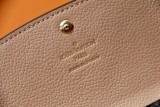 日本未入荷 ルイヴィトン 男女兼用 長財布 偽物 M62369