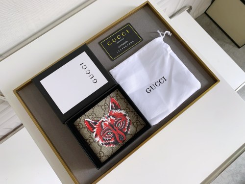 絶対欲しい！ グッチ メンズ 折り財布 偽物 451268