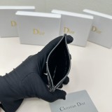 目を惹くカラー ディオール 男女兼用 カードホルダー 偽物 D46