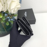 すぐ届く サンローラン 男女兼用 折り財布 スーパーコピー 6868