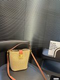 【使い勝手抜群】 セリーヌ レディース バケツバッグ スーパーコピー 7927 2色