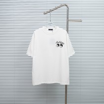 目を惹くカラー 2026 ルイヴィトン 新作 半袖Tシャツ コピー 目を惹くカラー 2026 ルイヴィトン 新作 半袖Tシャツ コピー