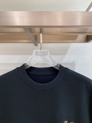 注目度抜群！ 2026 エルメス 新作 半袖Tシャツ 偽物