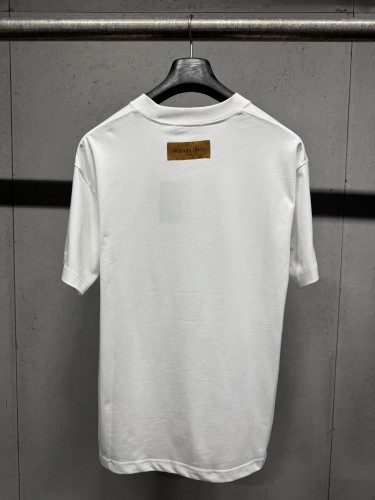 ☆超人気☆ 2026 ルイヴィトン 新作 半袖Tシャツ 偽物