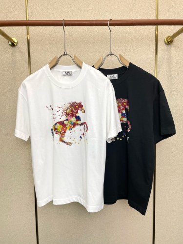 絶対欲しい！2026 エルメス 新作 半袖Tシャツ スーパーコピー  2色