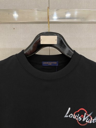 ☆超人気☆ 2026 ルイヴィトン 新作 半袖Tシャツ コピー