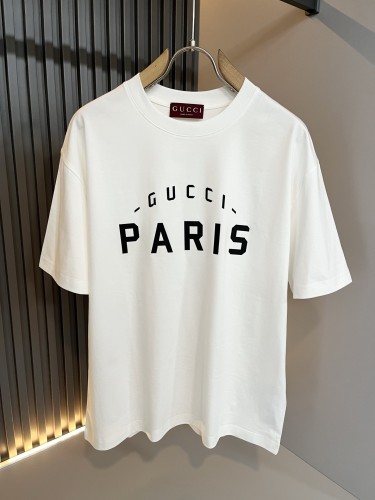 定番人気！2026 グッチ 新作 半袖Tシャツ コピー
