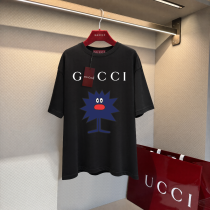 注目アイテム♡ 2026 グッチ 新作 半袖Tシャツ スーパーコピー