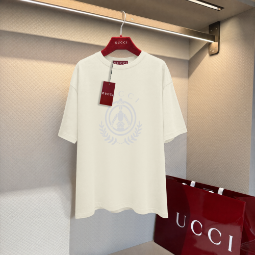 一目惚れ♪ 2026 グッチ 新作 半袖Tシャツ コピー