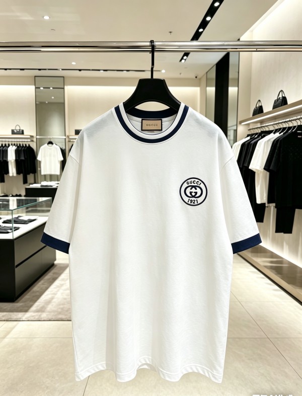 人気No1 2026 グッチ 新作 半袖Tシャツ コピー
