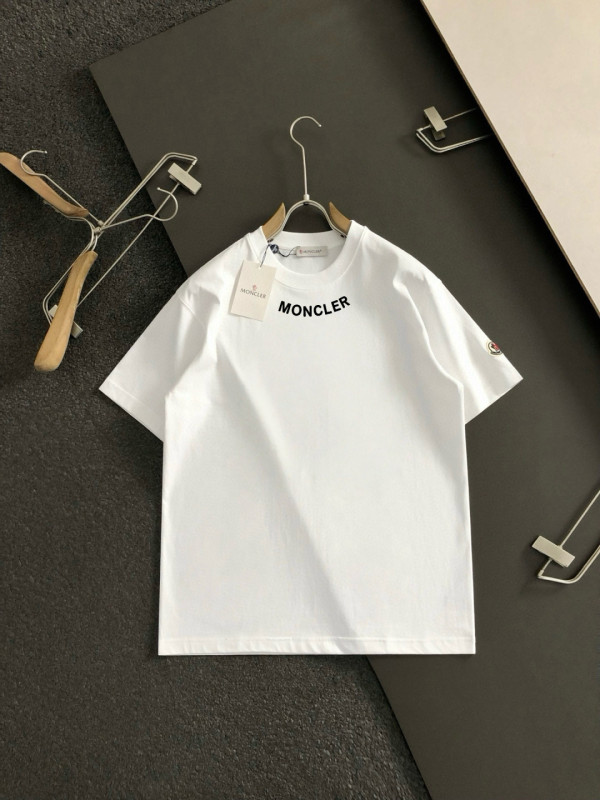 超希少！2026 モンクレール 新作 半袖Tシャツ コピー 2色