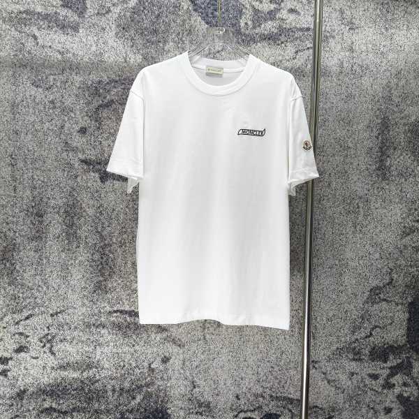 絶対欲しい！2026 モンクレール 新作 半袖Tシャツ 偽物