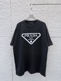 人気急上昇新作 2026 プラダ 新作 半袖Tシャツ 偽物