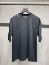 超希少！2026 プラダ 新作 半袖Tシャツ 偽物