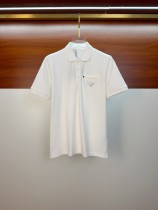 目を惹くカラー 2026 プラダ 新作 半袖Tシャツ スーパーコピー