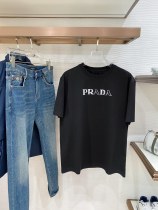 入手困難品！2026 プラダ 新作 半袖Tシャツ 偽物