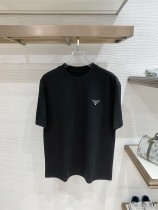 注目度抜群！2026 プラダ 新作 半袖Tシャツ コピー