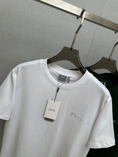 世界中で大人気♪ 2026 ディオール 新作 半袖Tシャツ 偽物