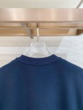 肌触り最高な 2026 プラダ 新作 半袖Tシャツ 偽物