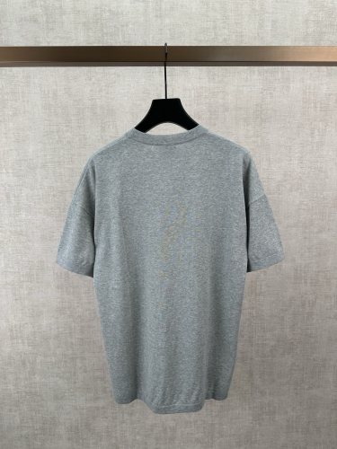激安価格！2026 ディオール 新作 半袖Tシャツ 偽物