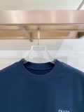 肌触り最高な 2026 プラダ 新作 半袖Tシャツ 偽物