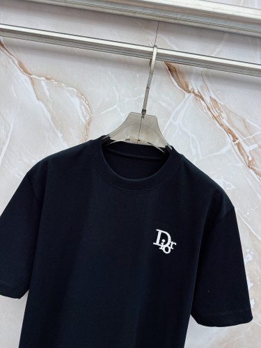 人気急上昇 2026 ディオール 新作 半袖Tシャツ スーパーコピー