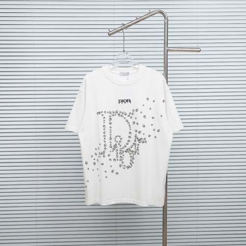 完売前に！2026 ディオール 新作 半袖Tシャツ コピー