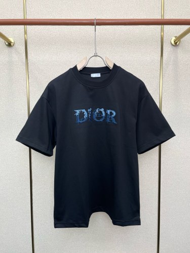 一目惚れ♪ 2026 ディオール 新作 半袖Tシャツ コピー 3色