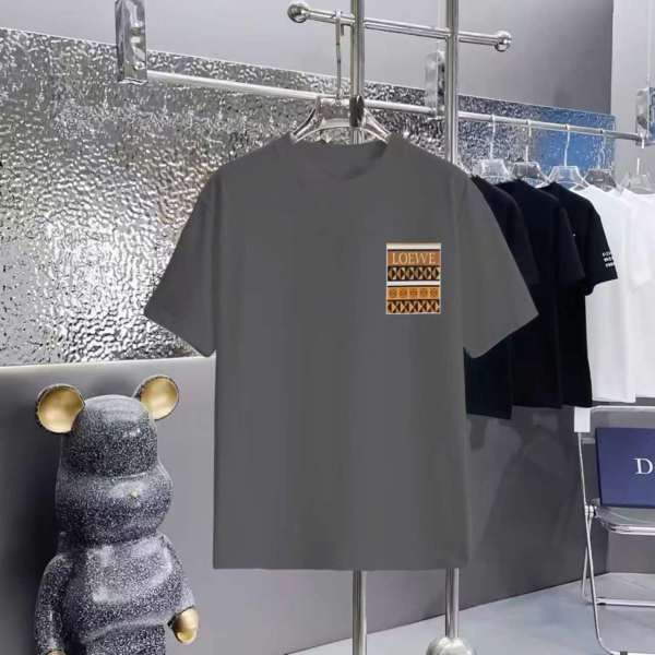 【使い勝手抜群】2026 ロエベ 新作 半袖Tシャツ 偽物