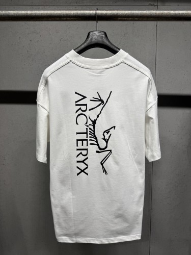 入手困難！2026 アークテリクス 新作 半袖Tシャツ 偽物