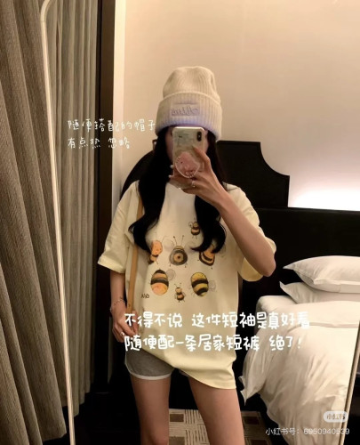 定番人気！  2026 グッチ 新作 半袖Tシャツ 偽物